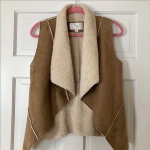 Xhilaration tan fur open front vest size S